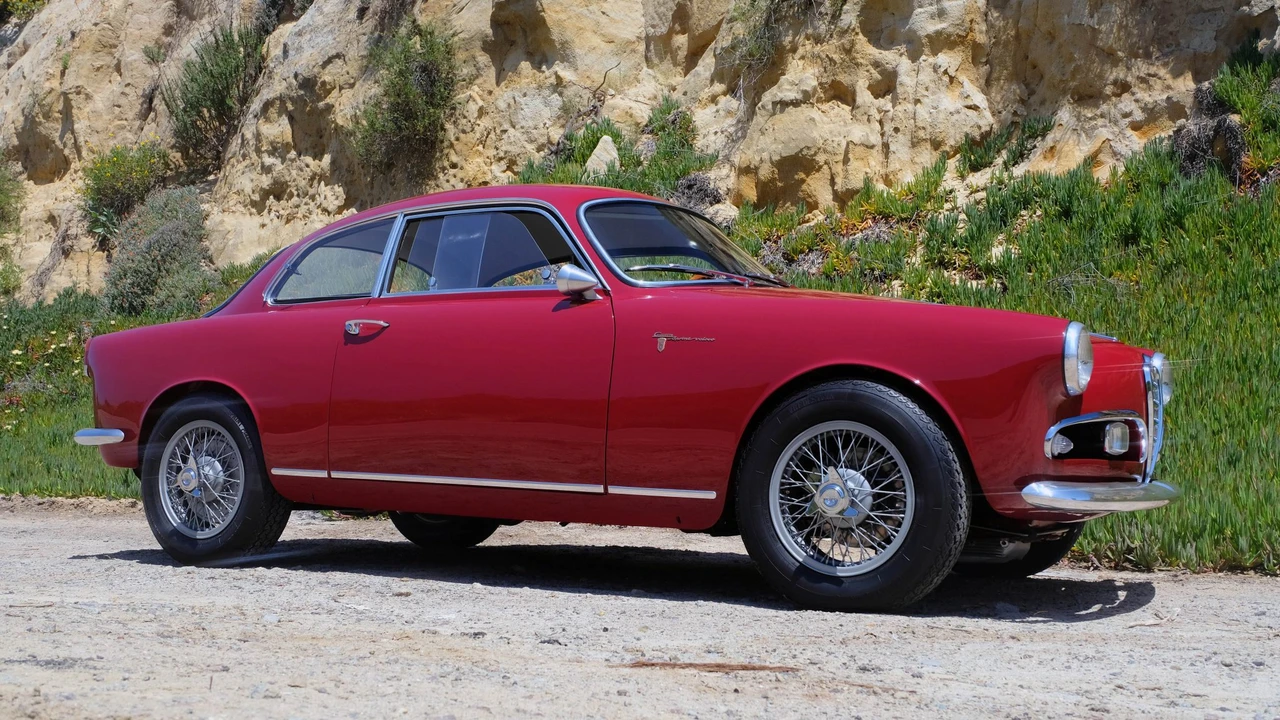 1957 Alfa Romeo Giulietta - Image 9 of 31