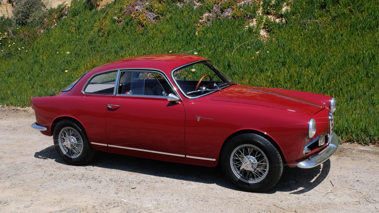 1957 Alfa Romeo Giulietta - Image 8 of 31