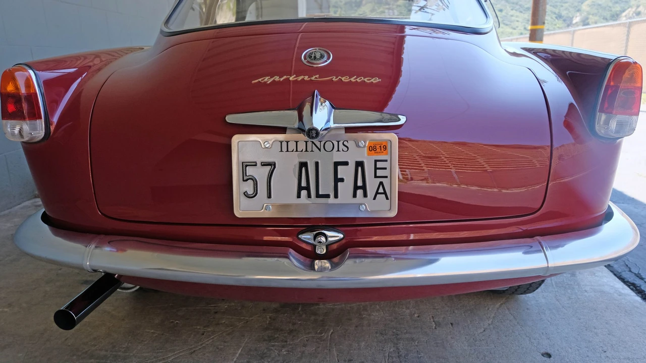 1957 Alfa Romeo Giulietta - Image 31 of 31