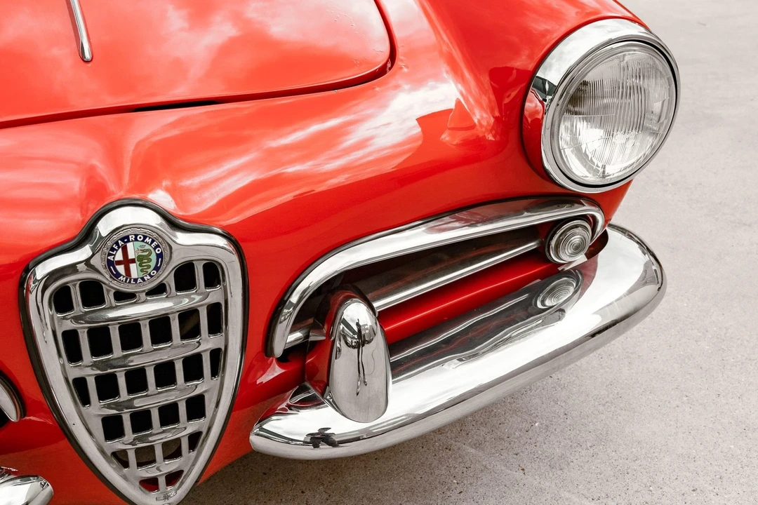 1957 Alfa Romeo Giulietta - Image 14 of 21