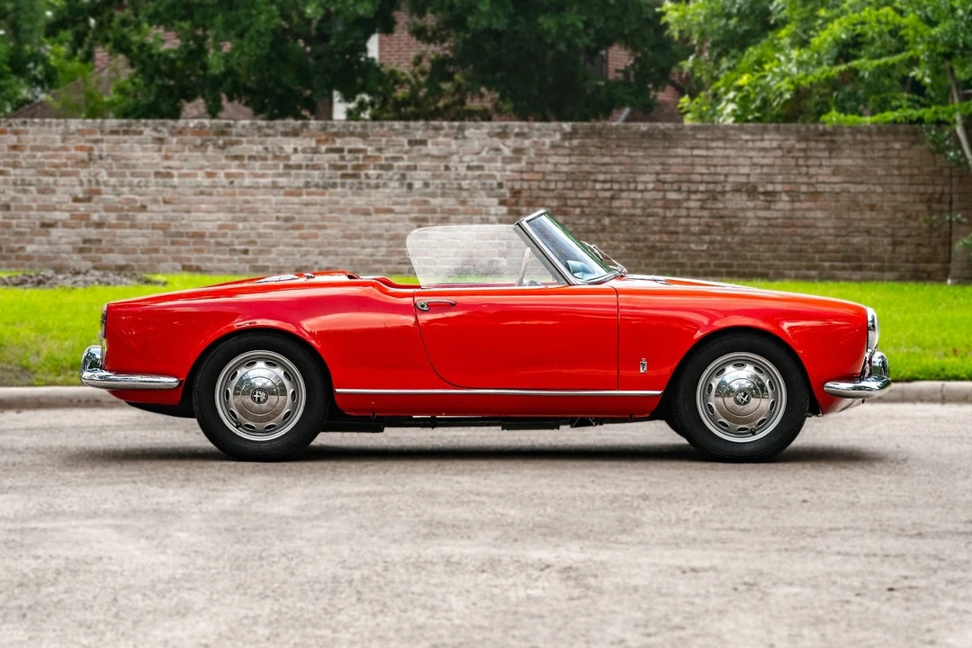 1957 Alfa Romeo Giulietta - Image 7 of 21
