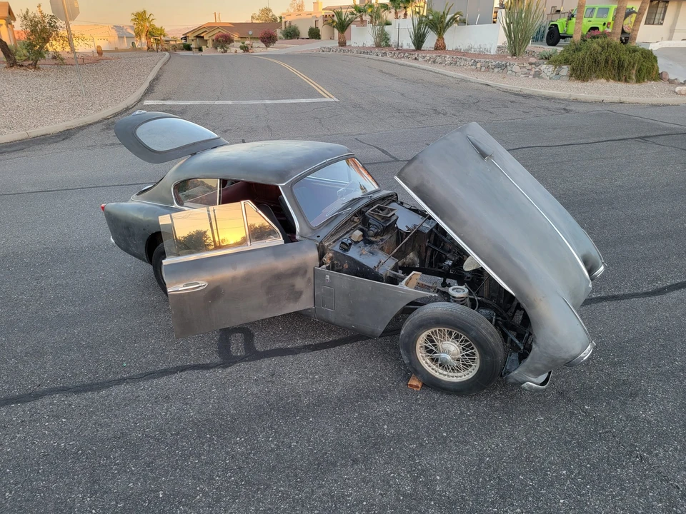 1957 Aston Martin DB1 & DB2 & DB2/4 & DB Mark III - Image 12 of 31