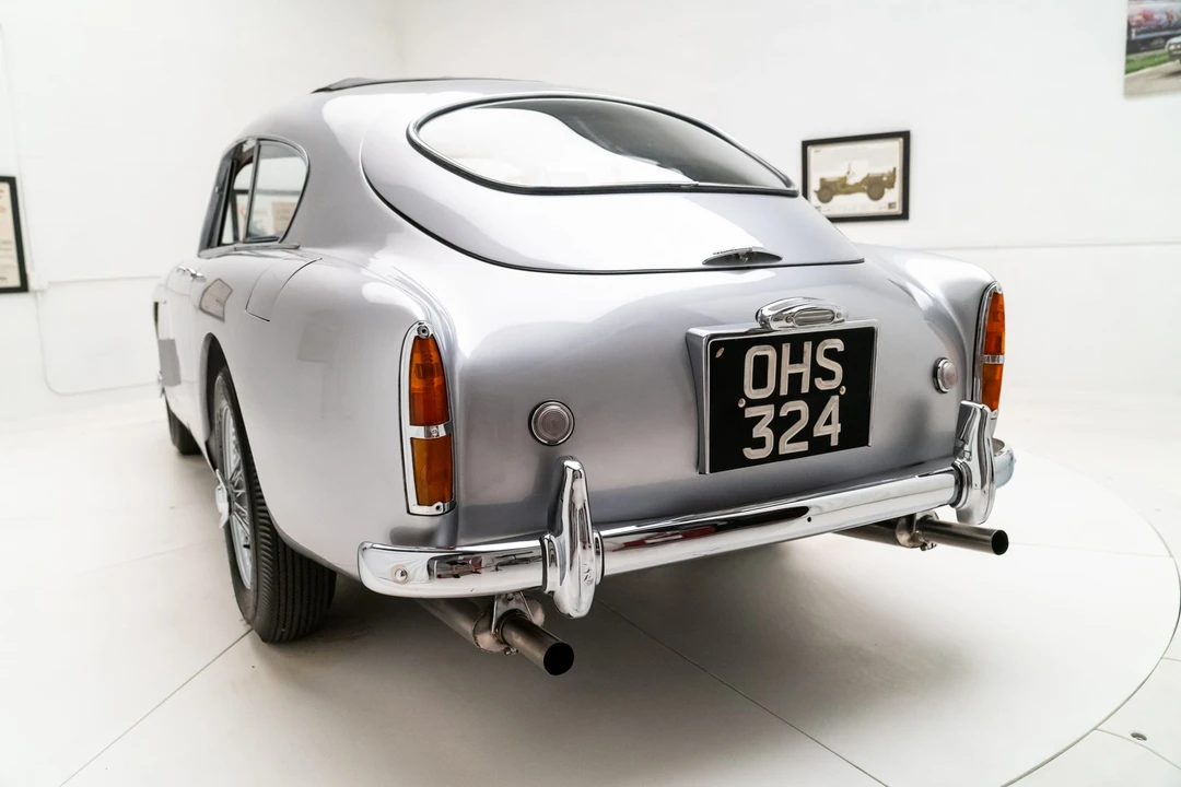 1957 Aston Martin DB1 & DB2 & DB2/4 & DB Mark III - Image 24 of 31