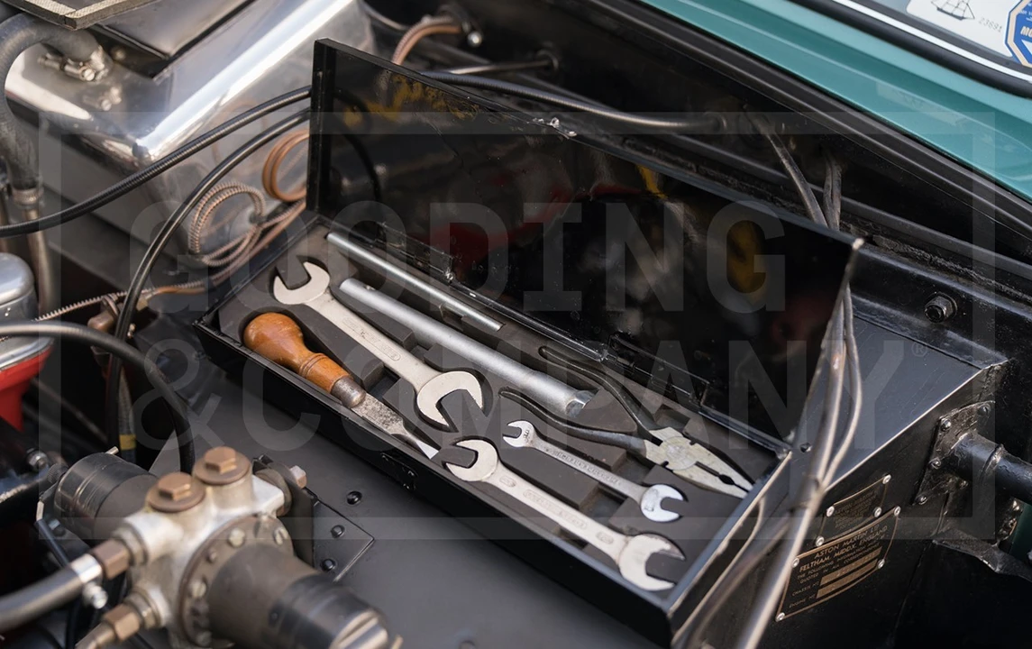 1957 Aston Martin DB1 & DB2 & DB2/4 & DB Mark III - Image 18 of 19