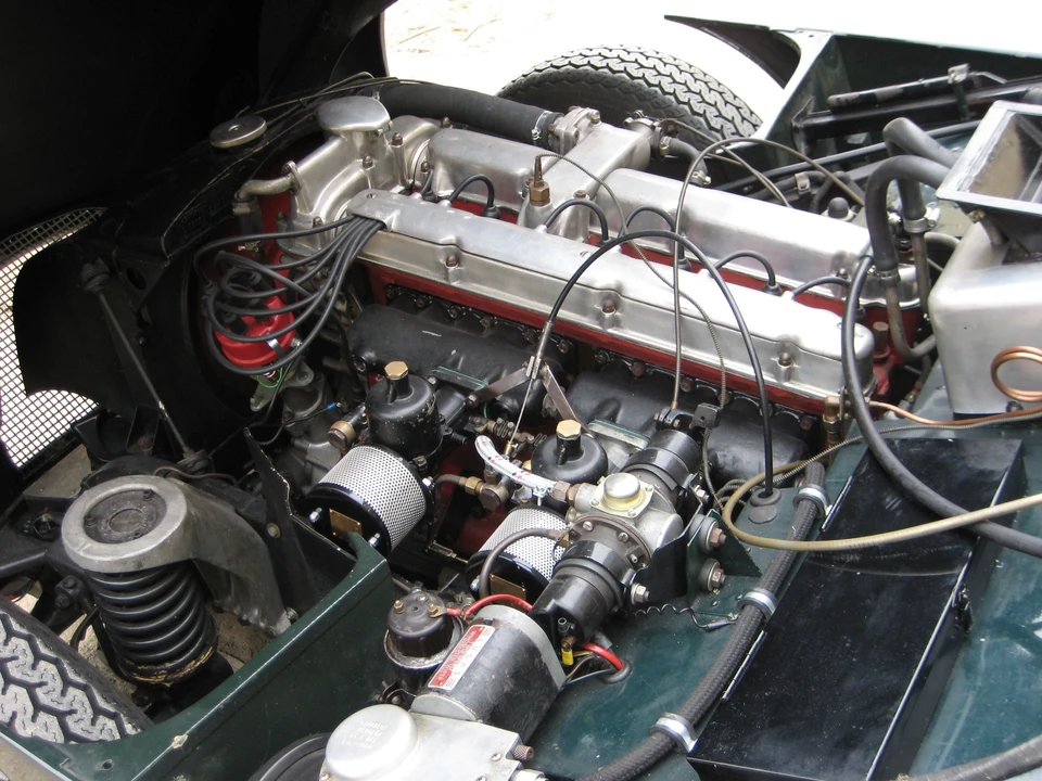 1957 Aston Martin DB1 & DB2 & DB2/4 & DB Mark III - Image 2 of 3