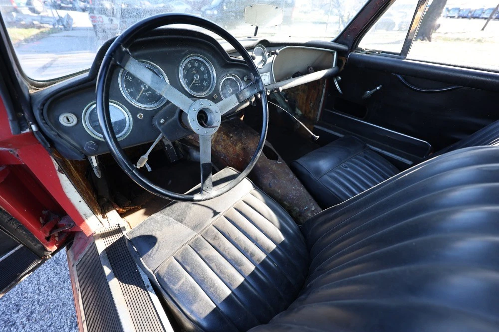 1957 Aston Martin DB1 & DB2 & DB2/4 & DB Mark III - Image 7 of 8
