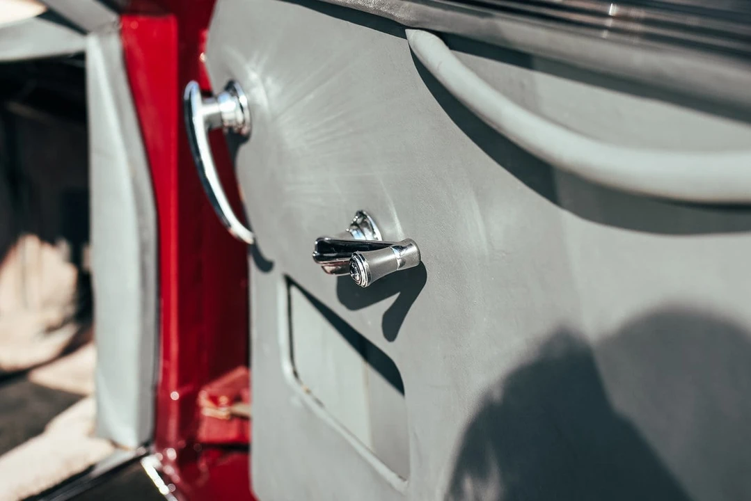 1957 Aston Martin DB1 & DB2 & DB2/4 & DB Mark III - Image 13 of 30