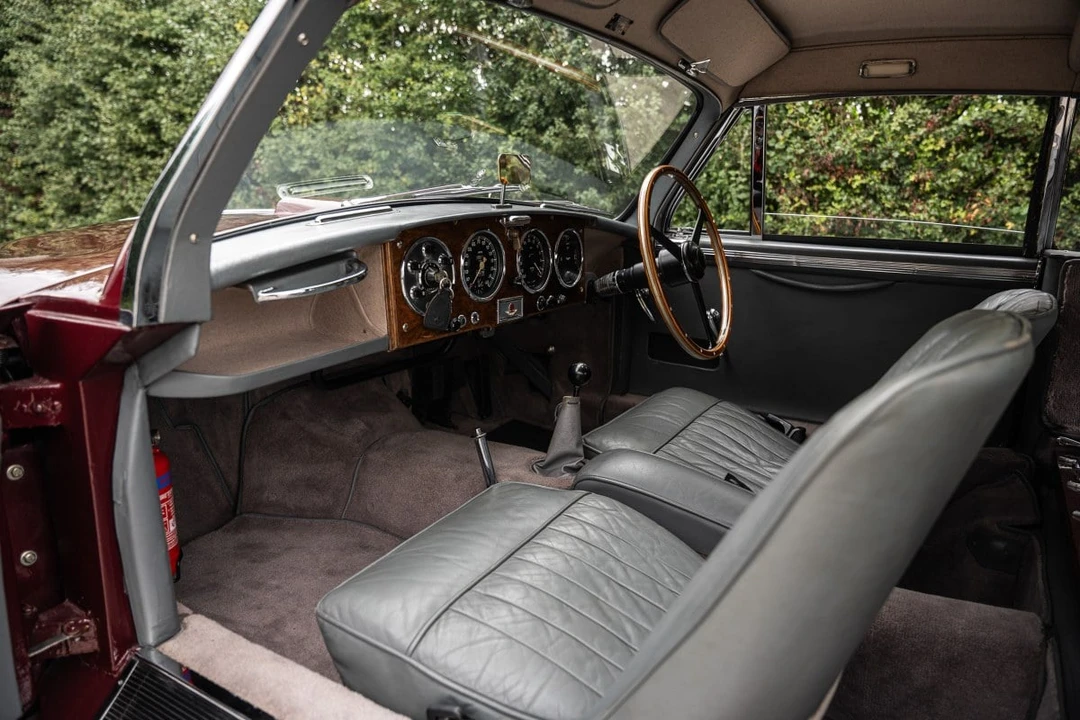 1957 Aston Martin DB1 & DB2 & DB2/4 & DB Mark III - Image 17 of 30