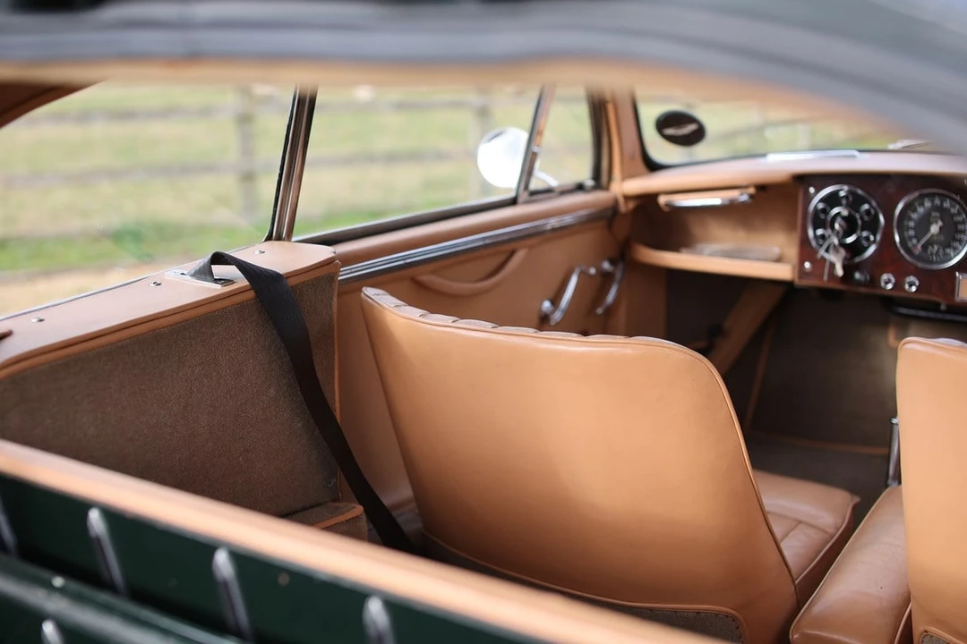 1957 Aston Martin DB1 & DB2 & DB2/4 & DB Mark III - Image 30 of 30