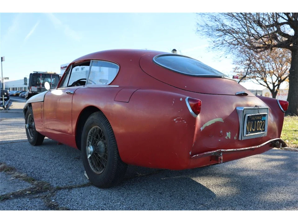 1957 Aston Martin DB4 - Image 6 of 8