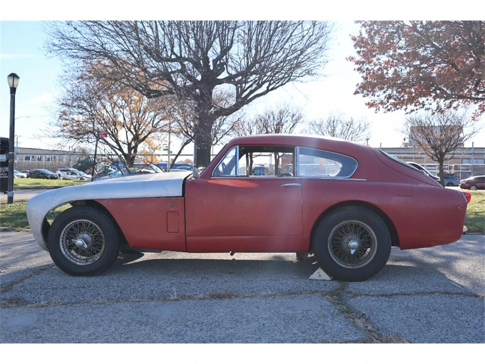 1957 Aston Martin DB4 - Image 4 of 8