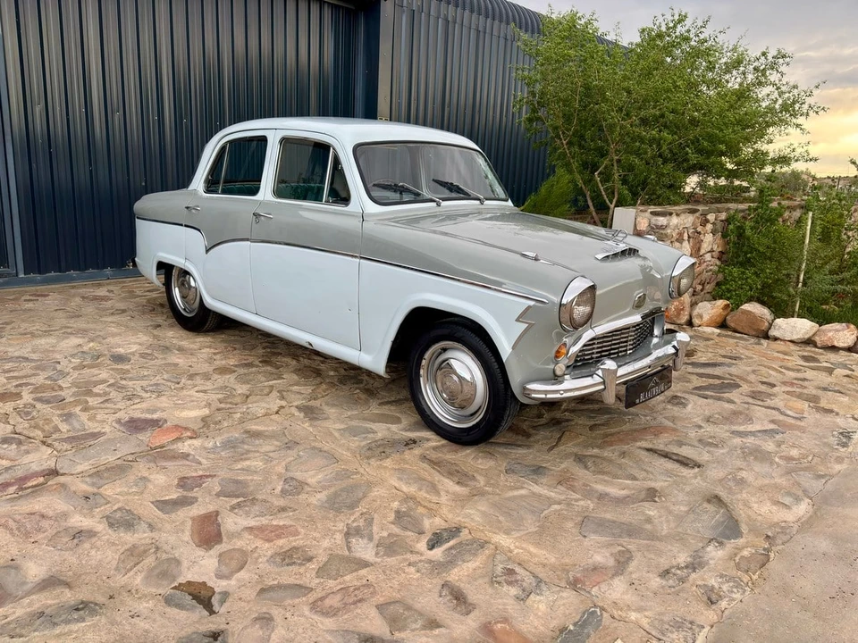 1957 Austin A55 & A60 Cambridge - Image 2 of 31