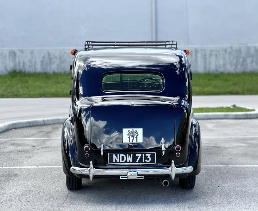 1957 Austin - Image 25 of 31