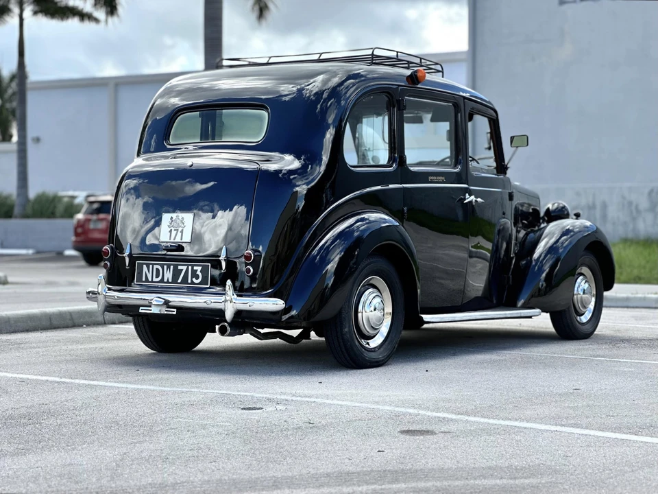 1957 Austin - Image 26 of 31