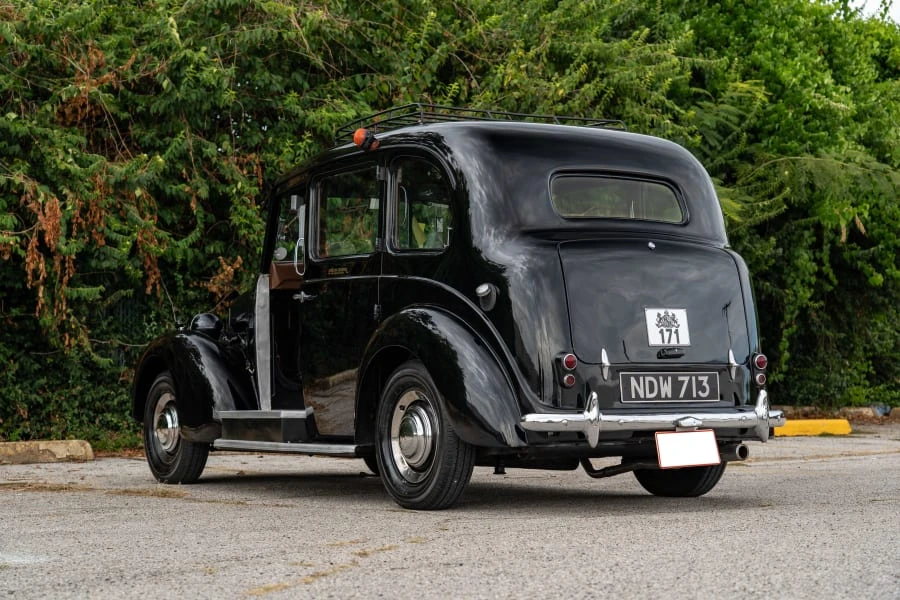 1957 Austin - Image 3 of 25