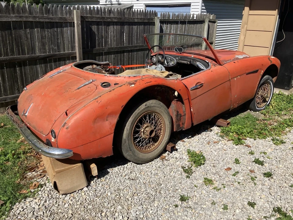 1957 Austin-Healey 100-6 - Image 4 of 9