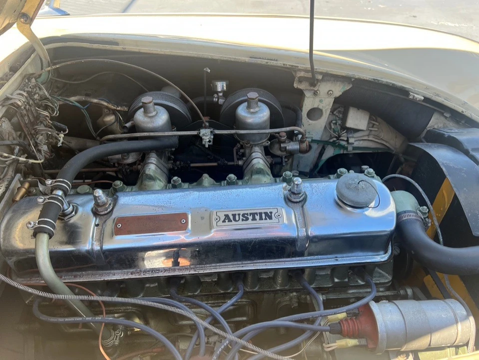 1957 Austin-Healey 100-6 - Image 18 of 21