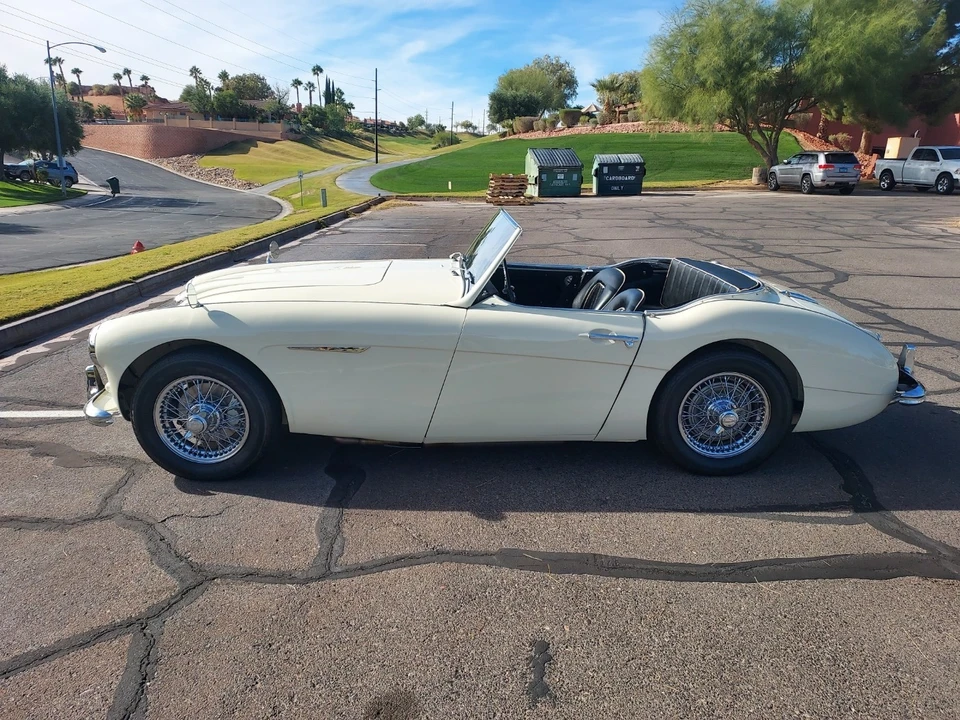 1957 Austin-Healey 100-6 - Image 16 of 21
