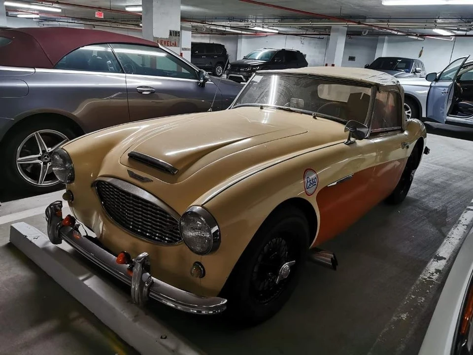 1957 Austin-Healey 100-6 - Image 6 of 21