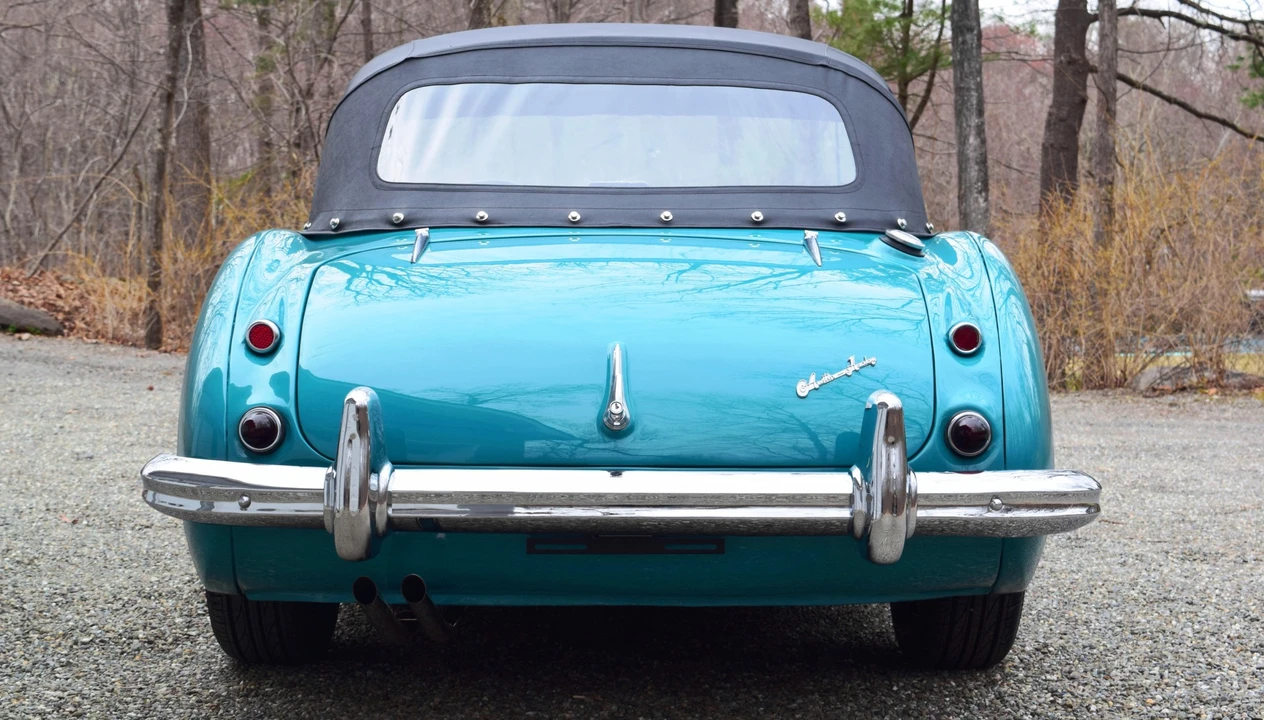 1957 Austin-Healey 100-6 - Image 13 of 31