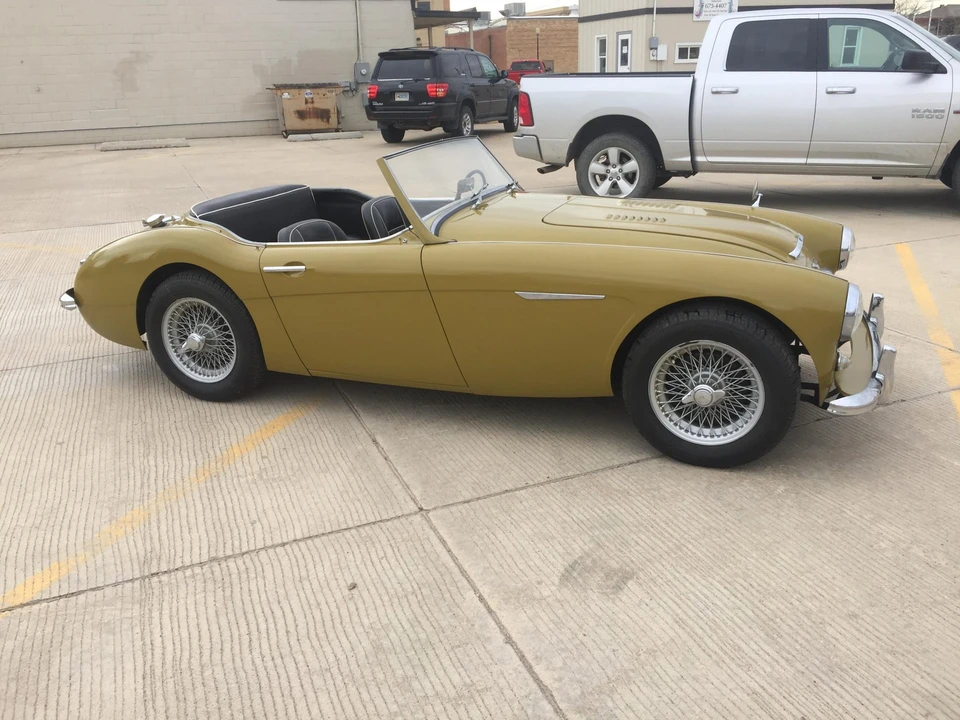 1957 Austin-Healey 100-6 - Image 11 of 31