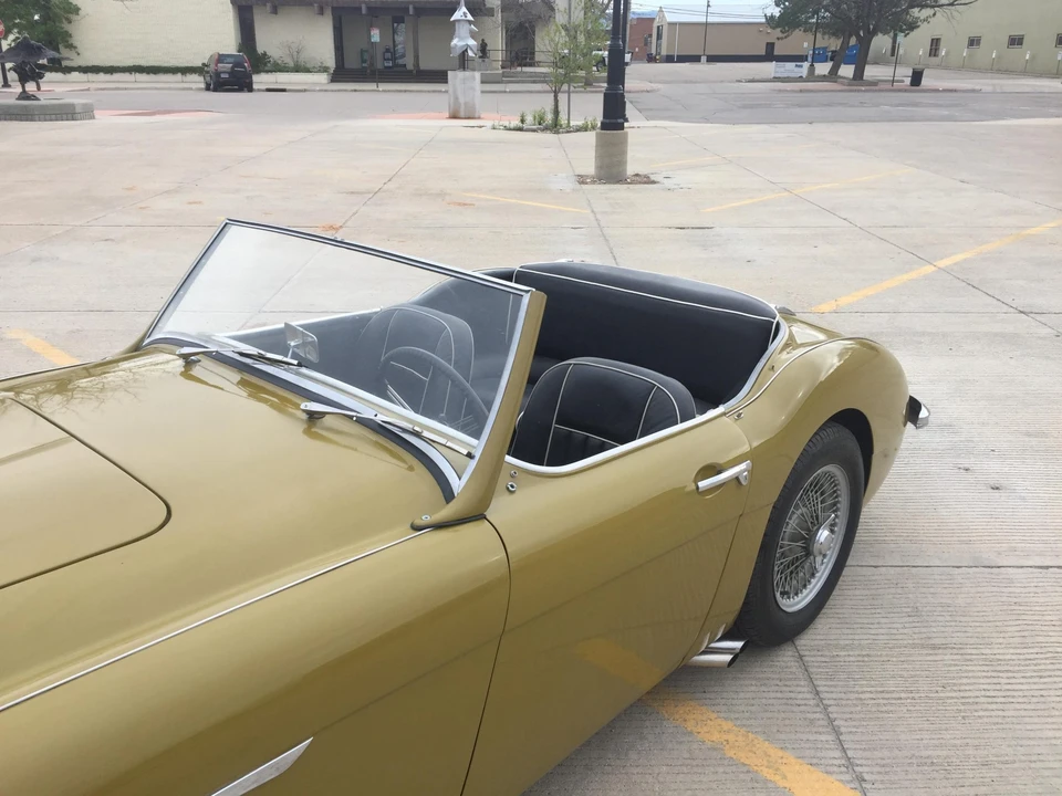 1957 Austin-Healey 100-6 - Image 23 of 31