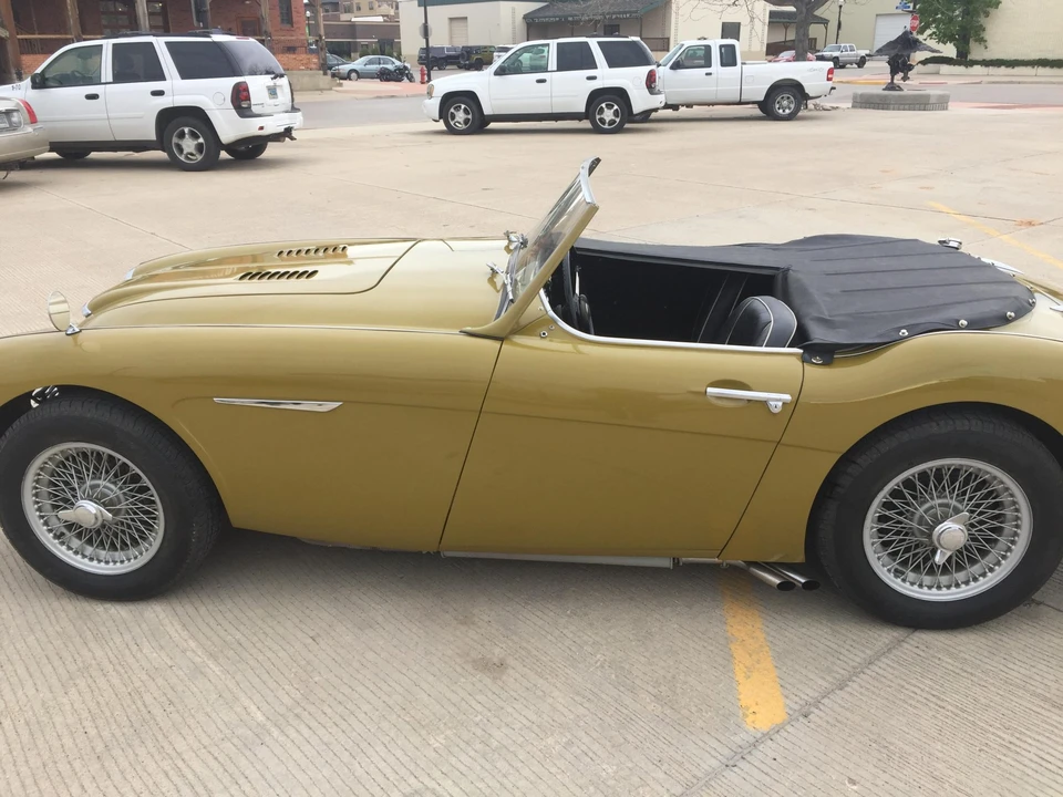 1957 Austin-Healey 100-6 - Image 27 of 31