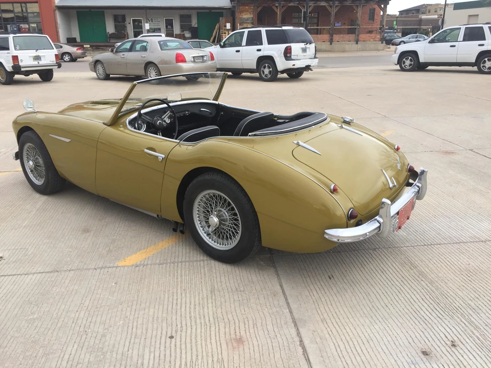 1957 Austin-Healey 100-6 - Image 6 of 31