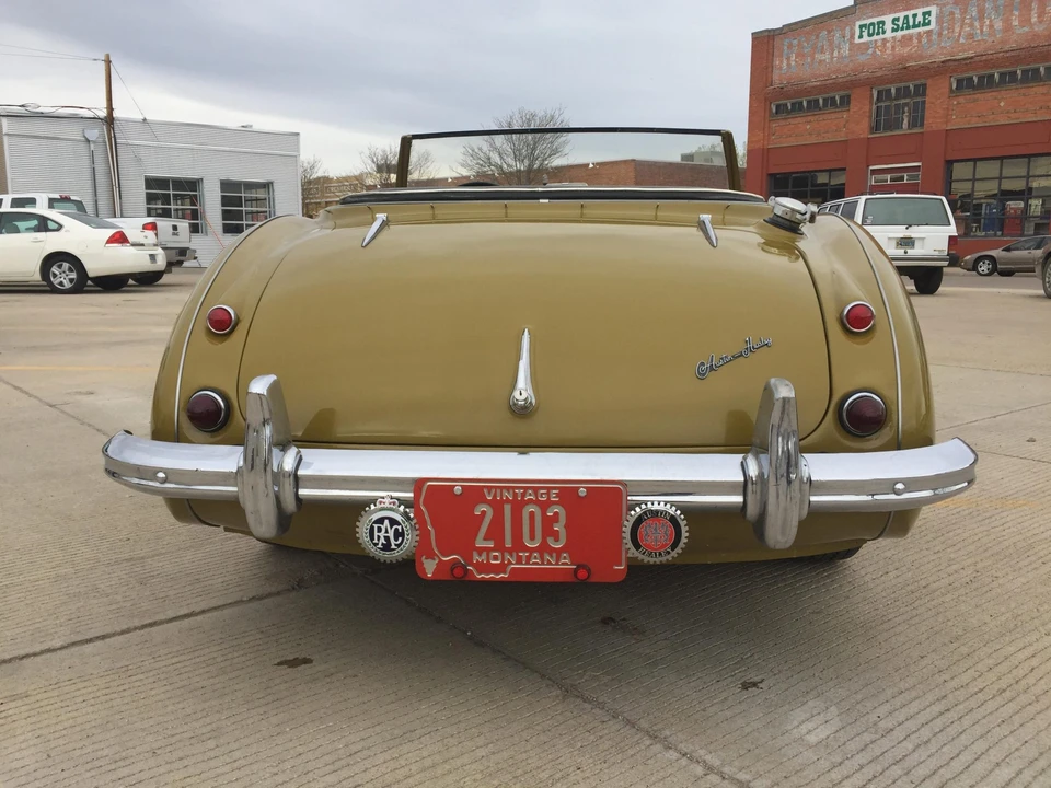 1957 Austin-Healey 100-6 - Image 8 of 31