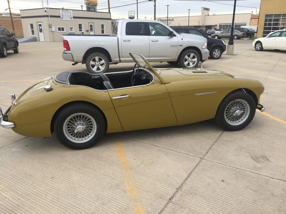 1957 Austin-Healey 100-6 - Image 10 of 31