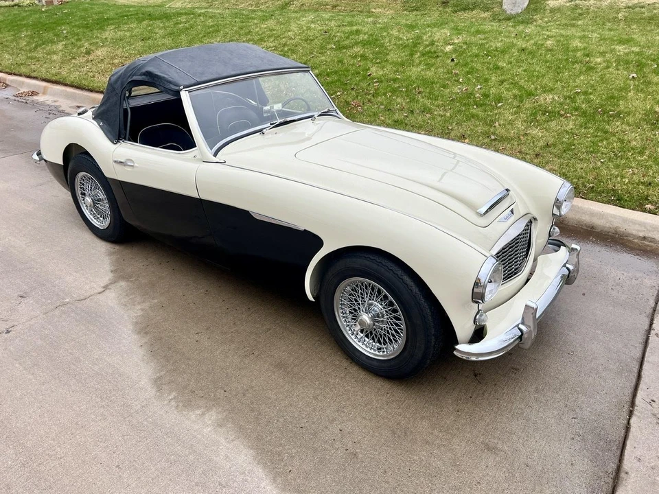1957 Austin-Healey 100-6 - Image 18 of 31