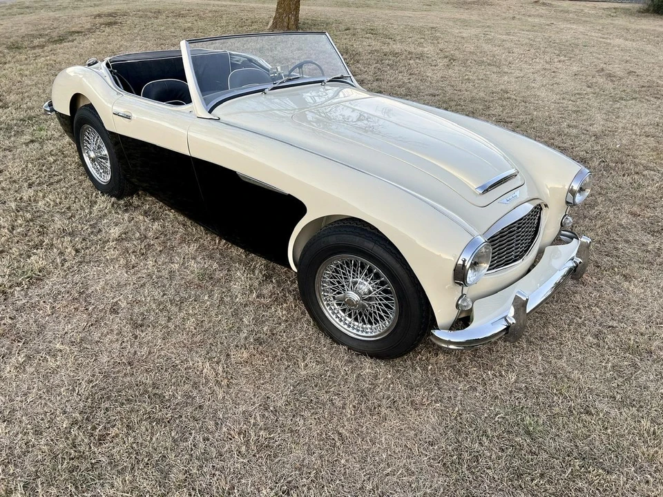 1957 Austin-Healey 100-6 - Image 10 of 31