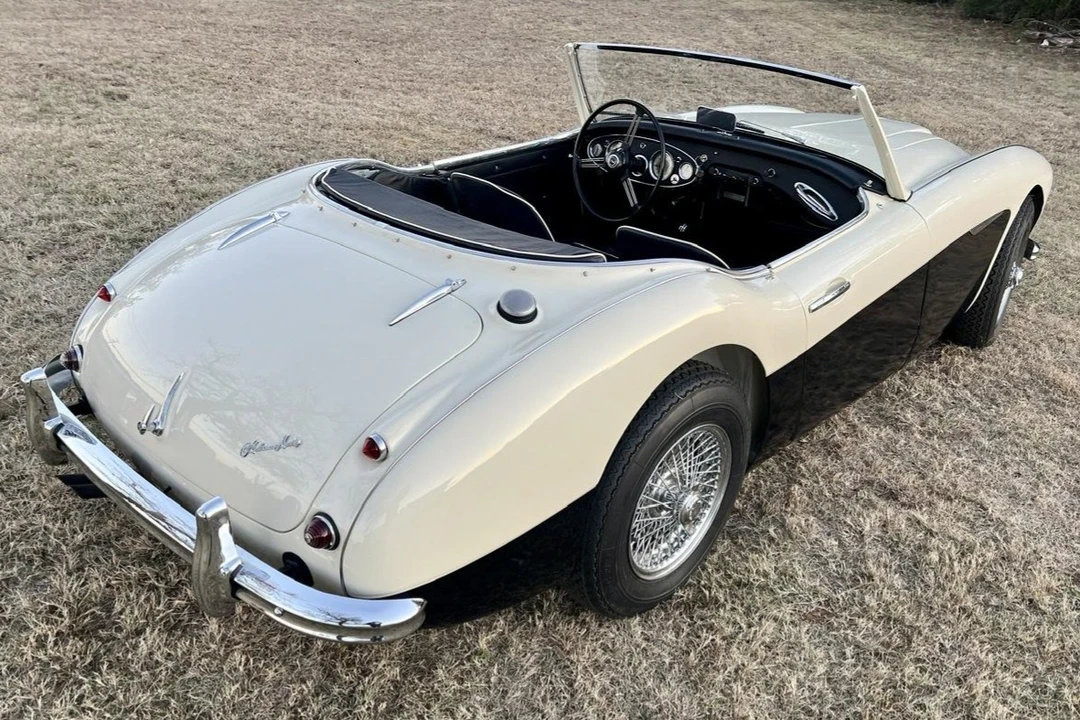 1957 Austin-Healey 100-6 - Image 5 of 31