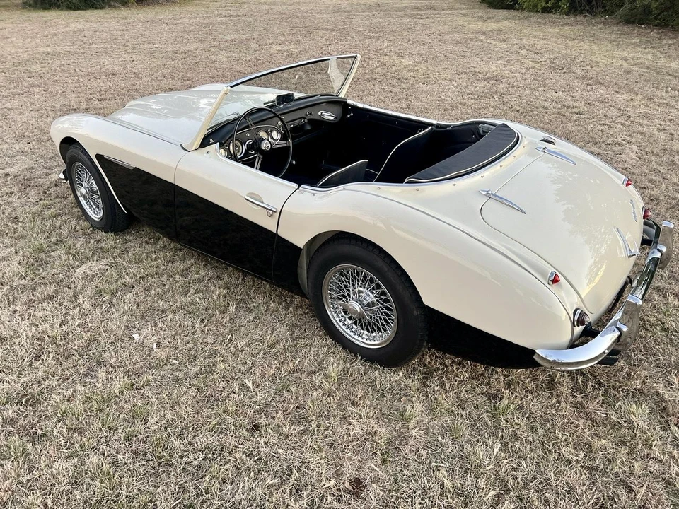 1957 Austin-Healey 100-6 - Image 3 of 31
