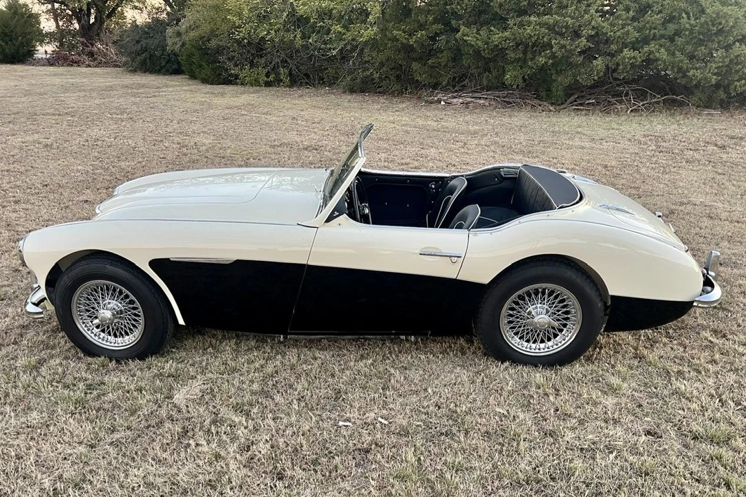 1957 Austin-Healey 100-6 - Image 2 of 31