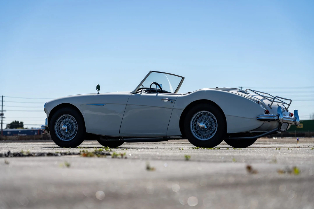 1957 Austin-Healey 100-6 - Image 8 of 31