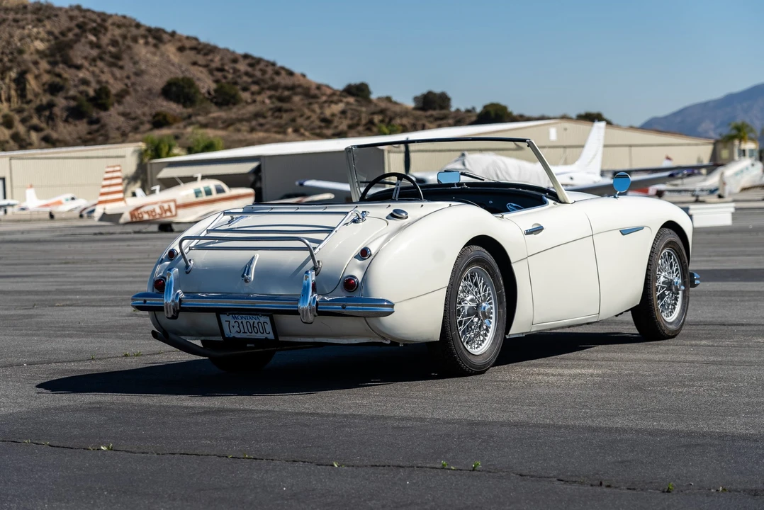 1957 Austin-Healey 100-6 - Image 14 of 31