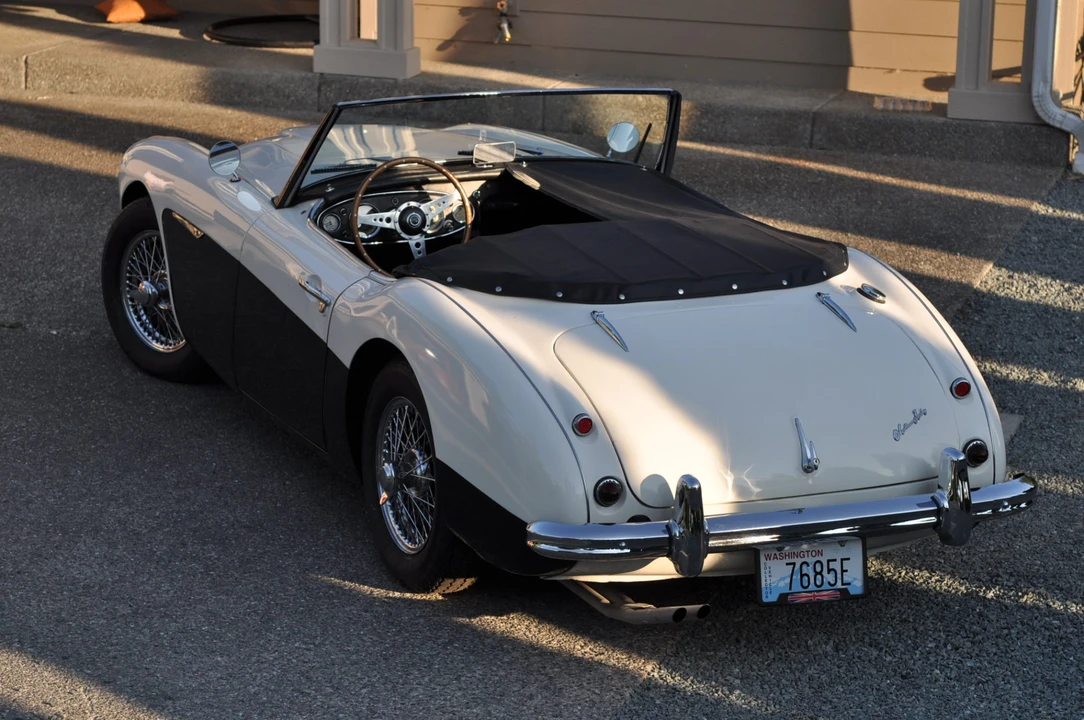 1957 Austin-Healey 100-6 - Image 14 of 31