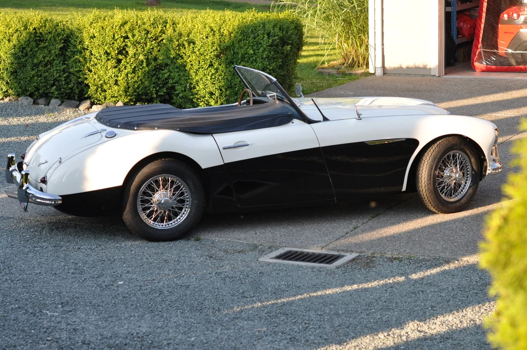 1957 Austin-Healey 100-6 - Image 24 of 31