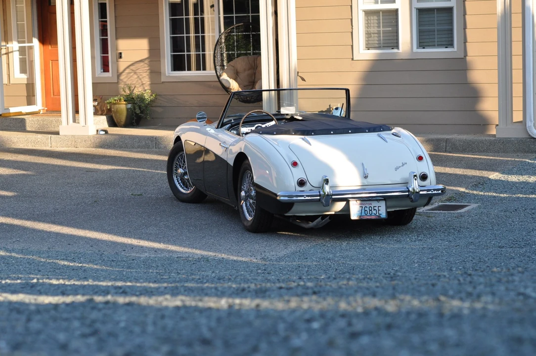 1957 Austin-Healey 100-6 - Image 17 of 31