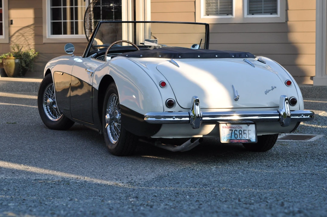 1957 Austin-Healey 100-6 - Image 16 of 31