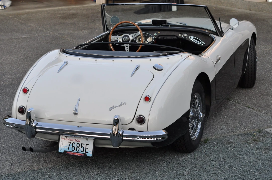 1957 Austin-Healey 100-6 - Image 19 of 31