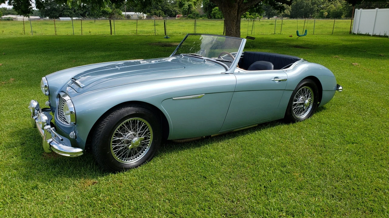 1957 Austin-Healey 100-6 - Image 3 of 31