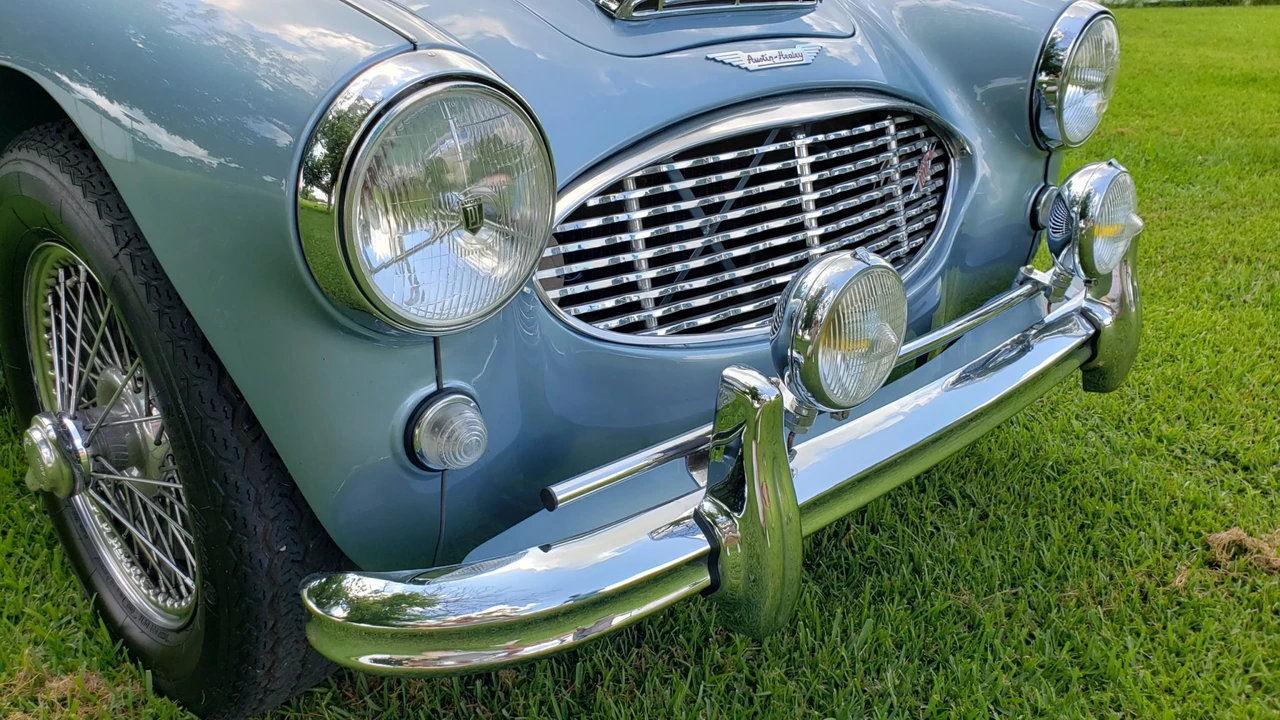 1957 Austin-Healey 100-6 - Image 13 of 31