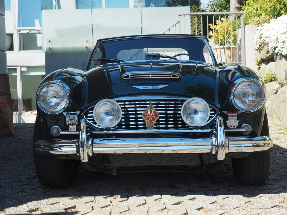1957 Austin-Healey 100-6 - Image 11 of 31