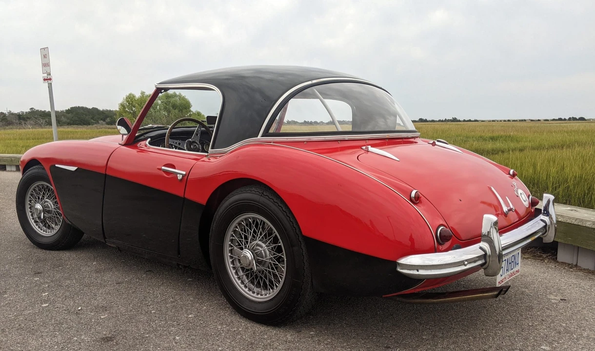 1957 Austin-Healey 100-6 - Image 8 of 31