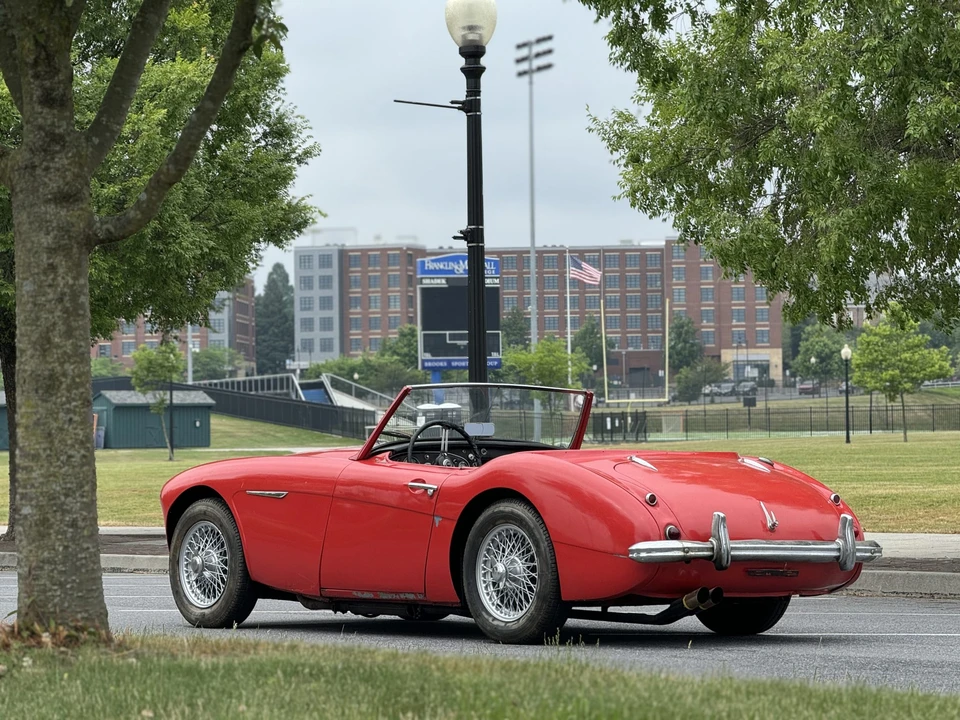 1957 Austin-Healey 100-6 - Image 15 of 31