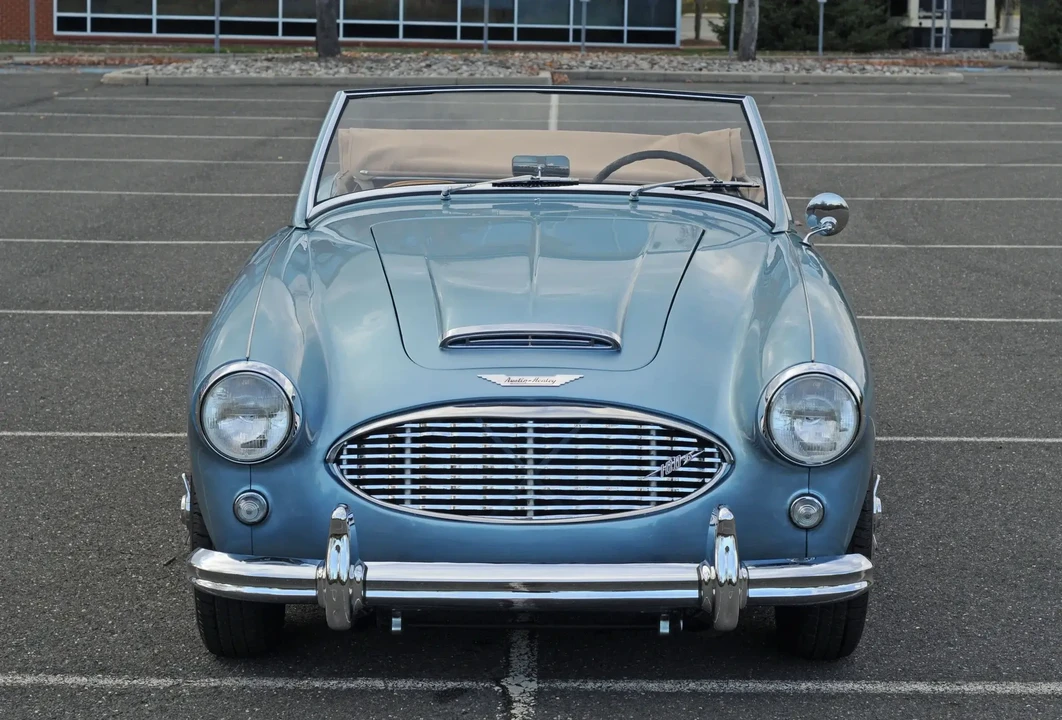 1957 Austin-Healey 100-6 - Image 3 of 6