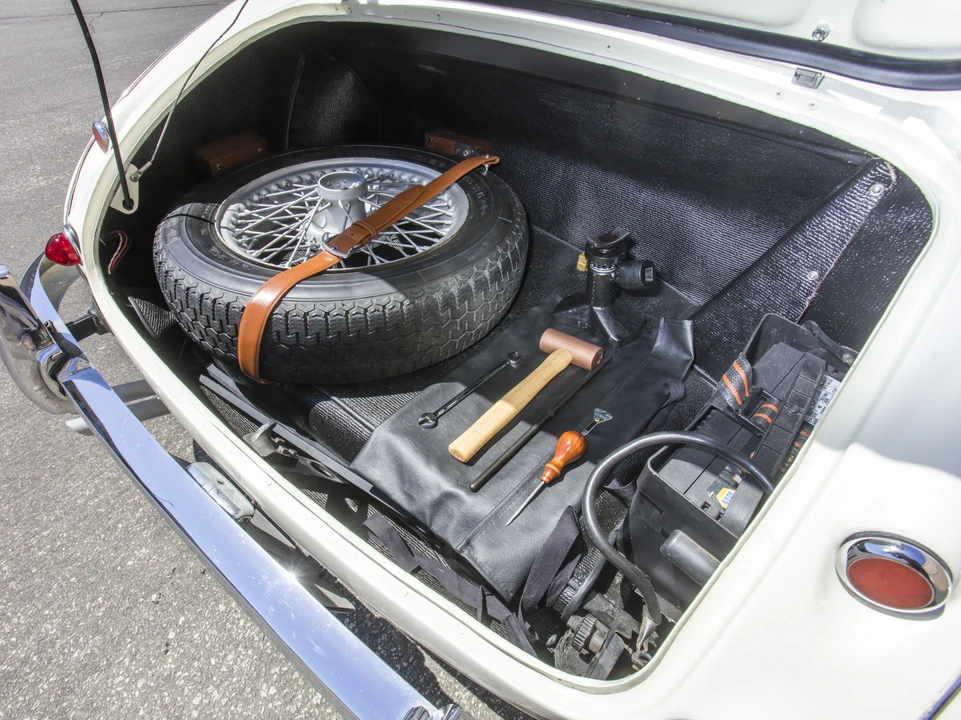1957 Austin-Healey 100-6 - Image 2 of 25