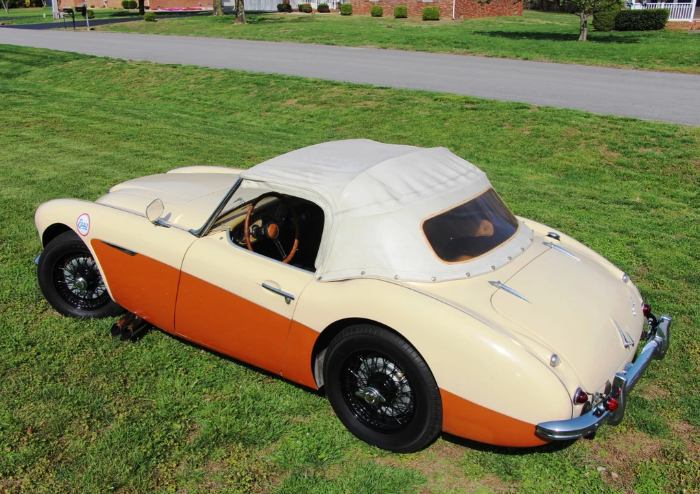 1957 Austin-Healey 100-6 - Image 9 of 31